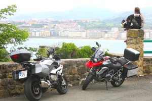 San Sebastián en moto