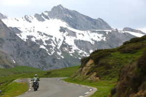 Pirineos en moto