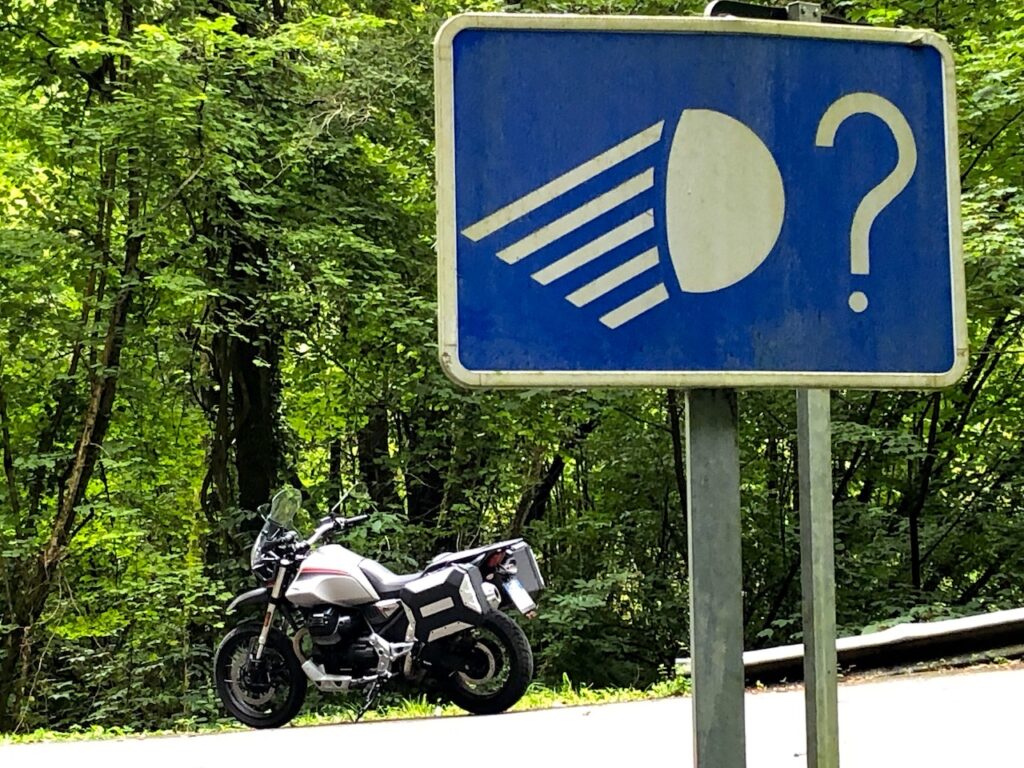 Disfruta de los paisajes gallegos con tu moto