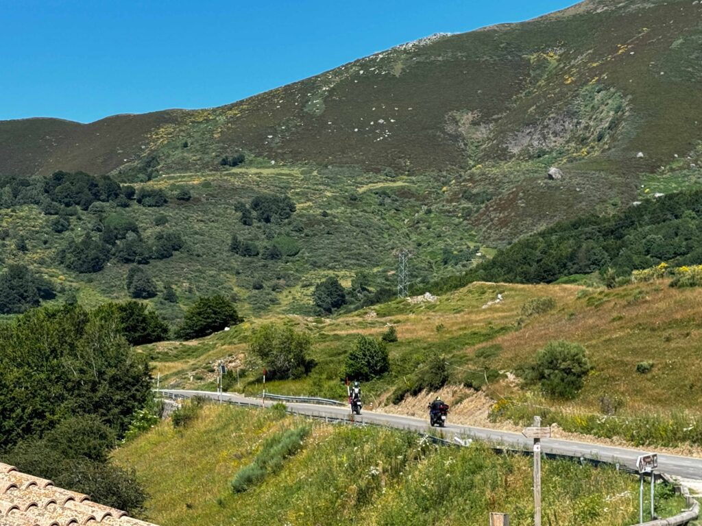 Carretera de montaña en Palencia